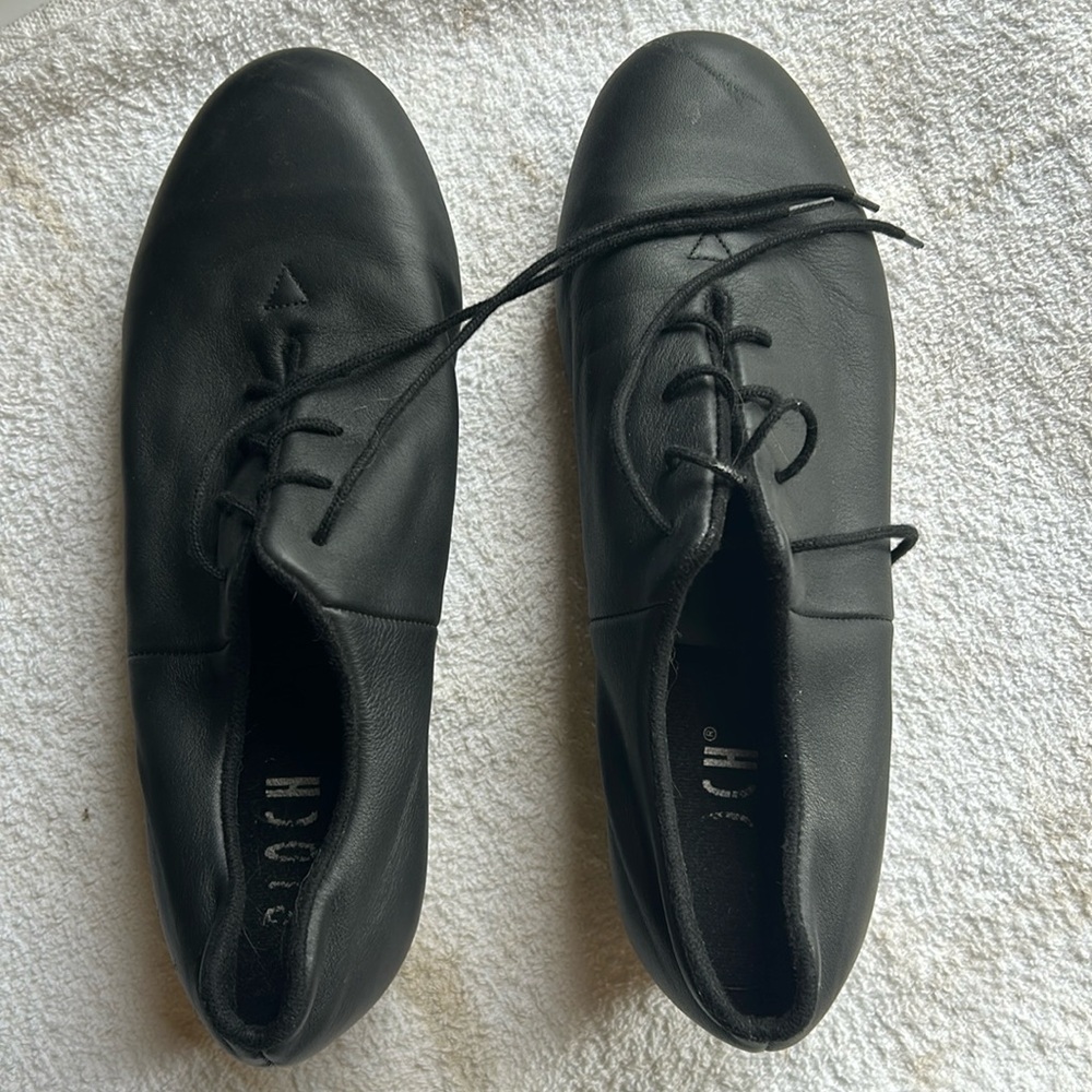 Boch tap shoes worn several times